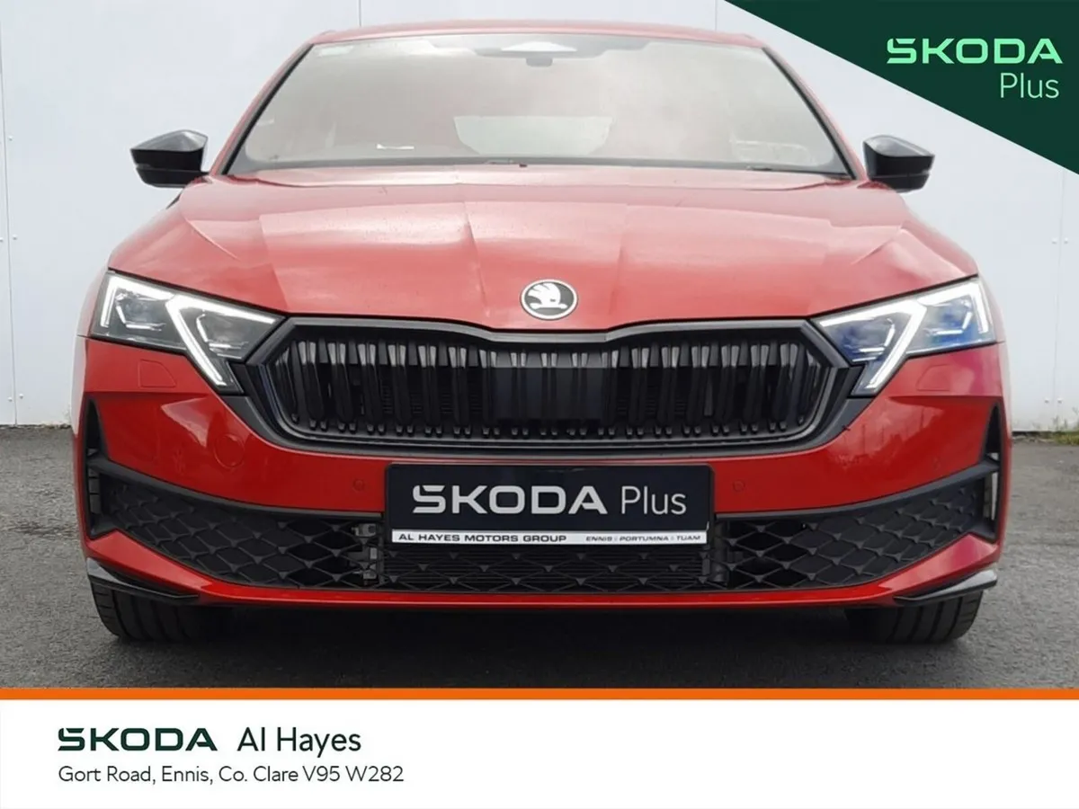 Skoda Octavia Saloon, Diesel, 2026, Red