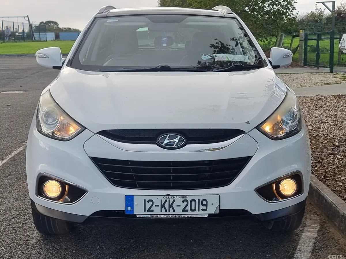 Hyundai ix35 SUV, Diesel, 2012, White