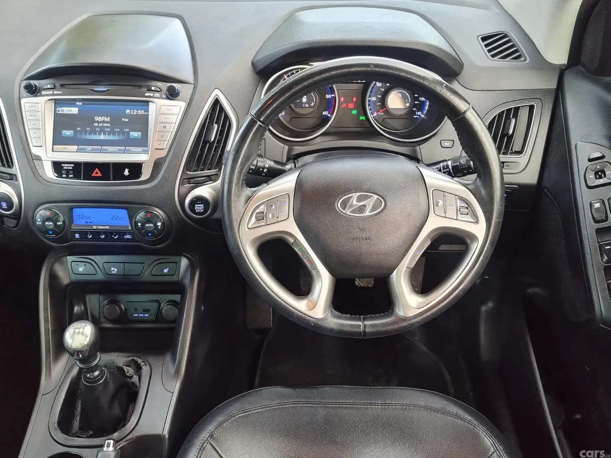 Hyundai ix35 SUV, Diesel, 2012, White