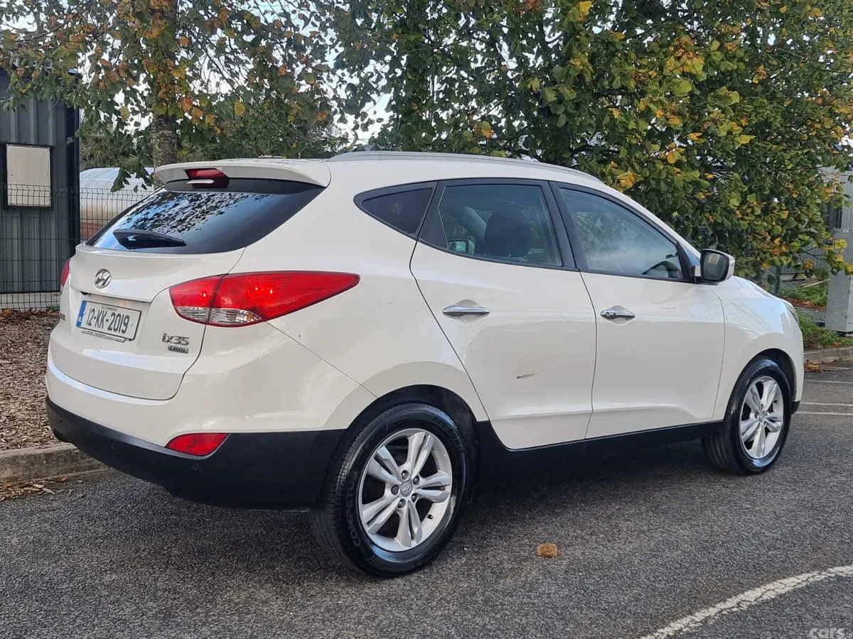 Hyundai ix35 SUV, Diesel, 2012, White