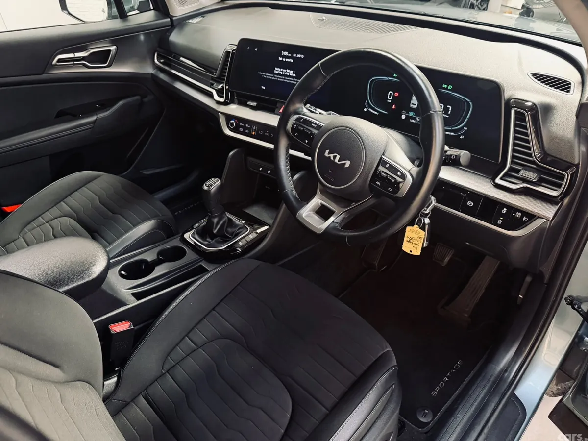 Kia Sportage SUV, Diesel, 2023, Grey