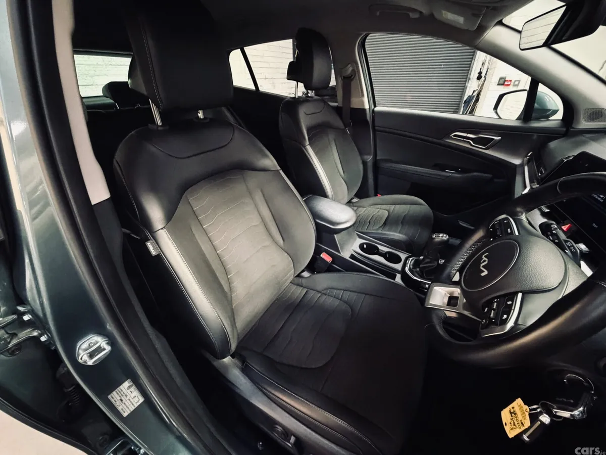 Kia Sportage SUV, Diesel, 2023, Grey