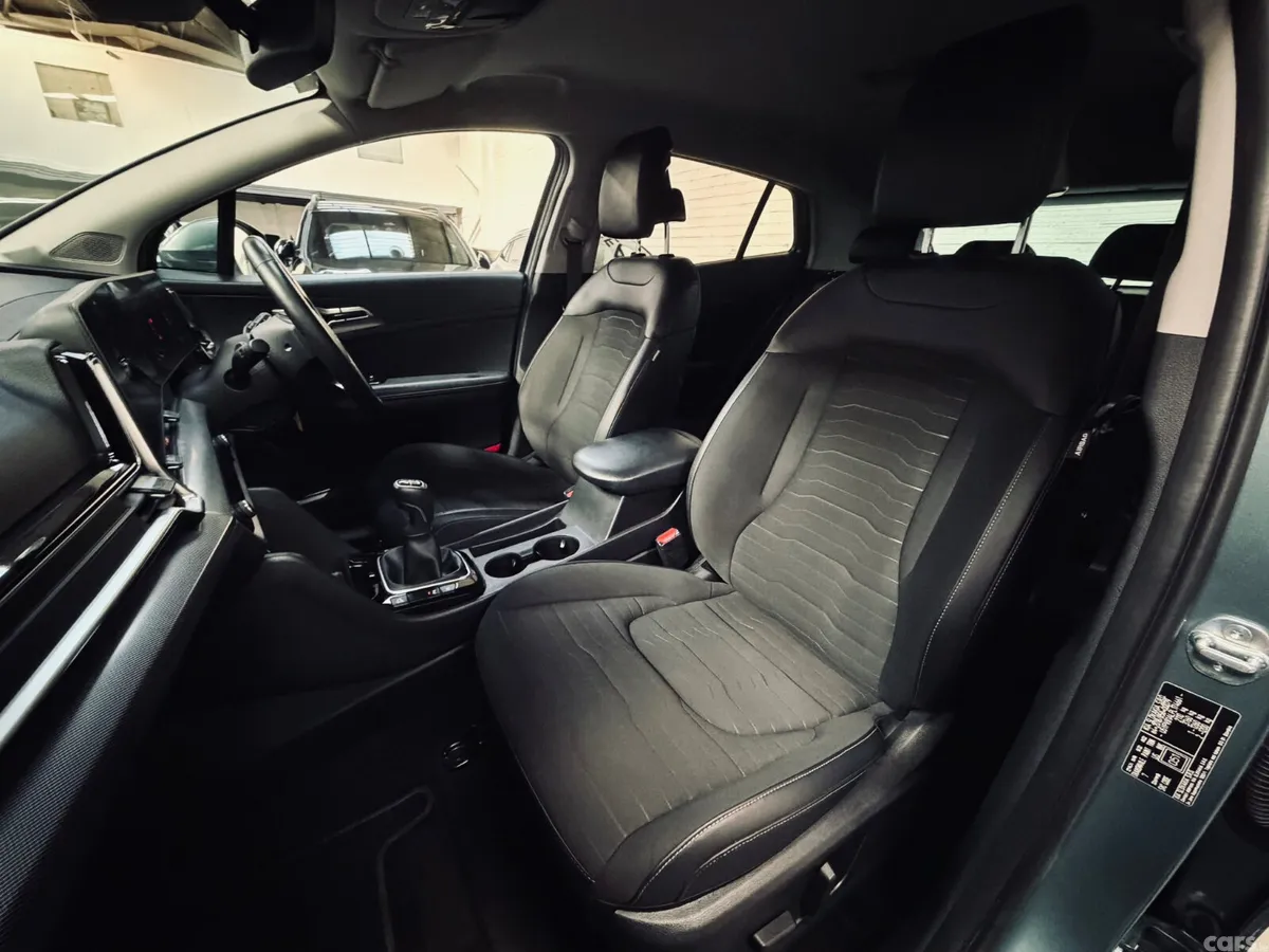 Kia Sportage SUV, Diesel, 2023, Grey