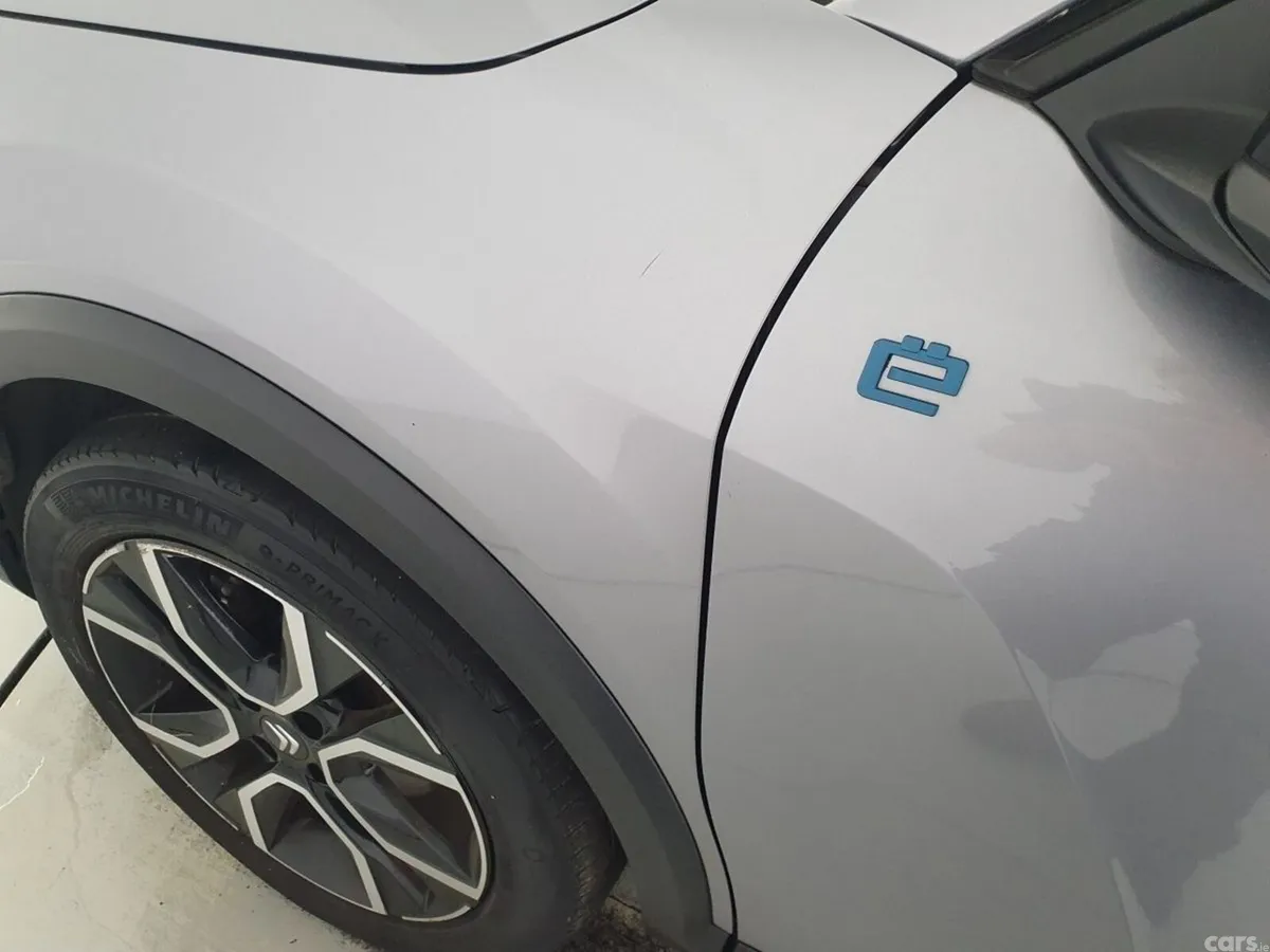 Citroen e-C4 X Saloon, Electric, 2024, Grey