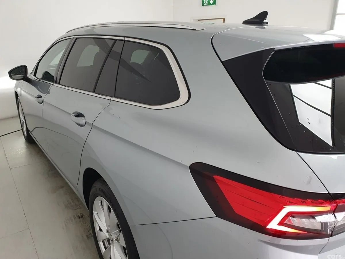 Skoda Superb Estate, Petrol Plug-in Hybrid, 2025, Silver