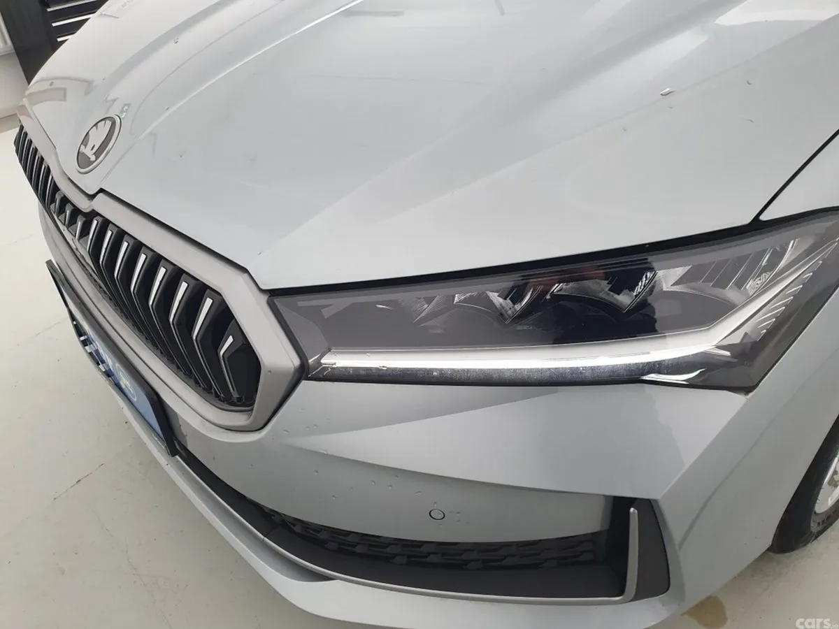 Skoda Superb Estate, Petrol Plug-in Hybrid, 2025, Silver