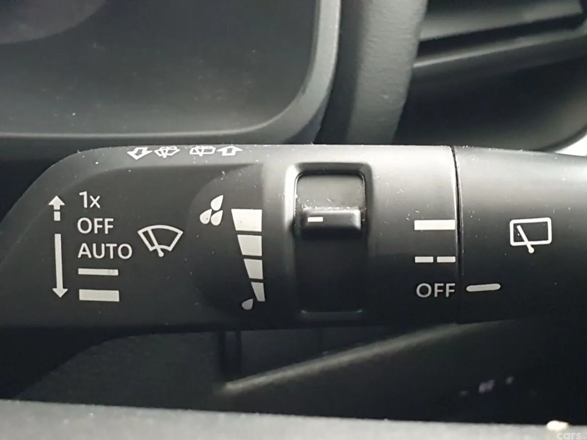 Nissan Qashqai SUV, Petrol Hybrid, 2024, Silver