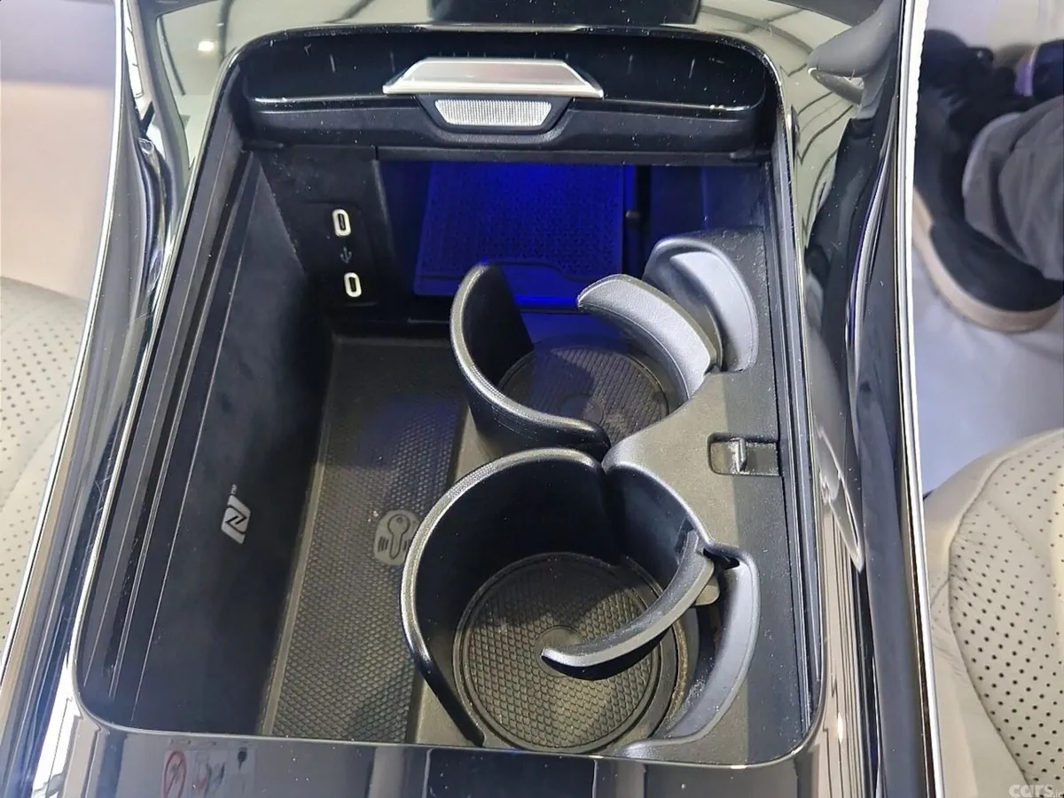 Mercedes-Benz EQE Saloon, Electric, 2024, Grey