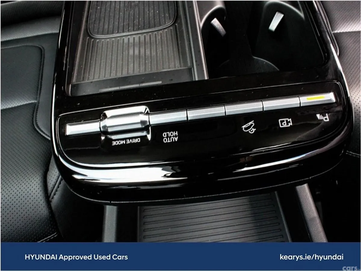 Hyundai Tucson SUV, Petrol Plug-in Hybrid, 2026, White