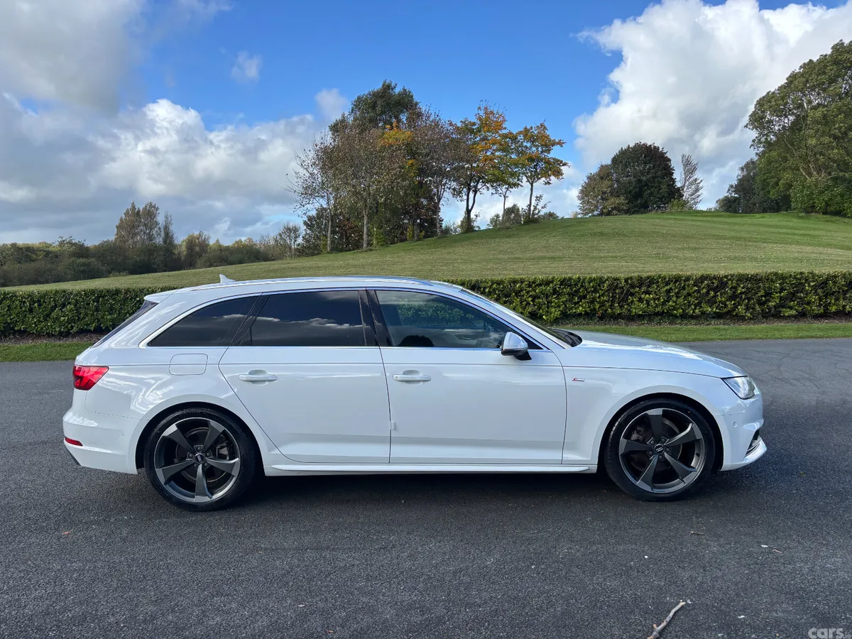 Audi A4 Estate, Petrol, 2017, White