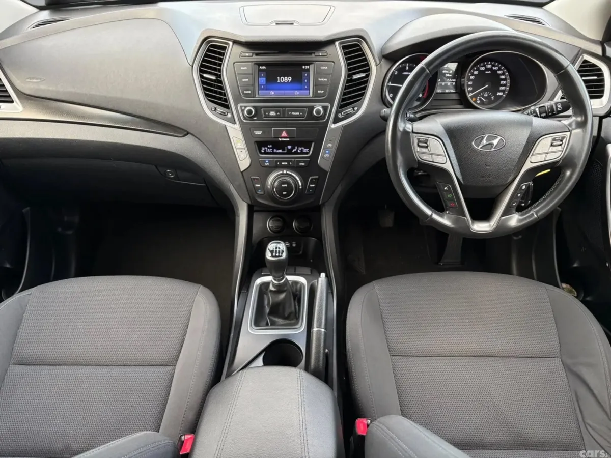 Hyundai Santa Fe SUV, Diesel, 2016, Silver