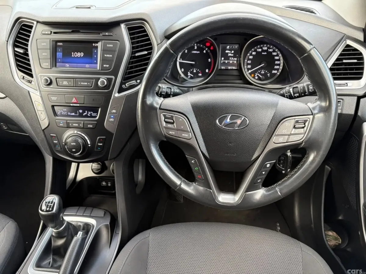Hyundai Santa Fe SUV, Diesel, 2016, Silver