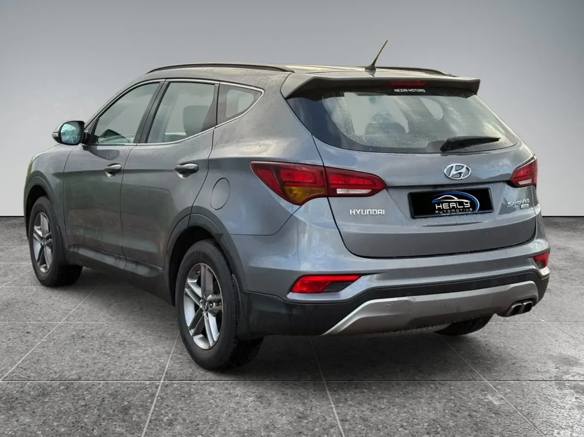 Hyundai Santa Fe SUV, Diesel, 2016, Silver