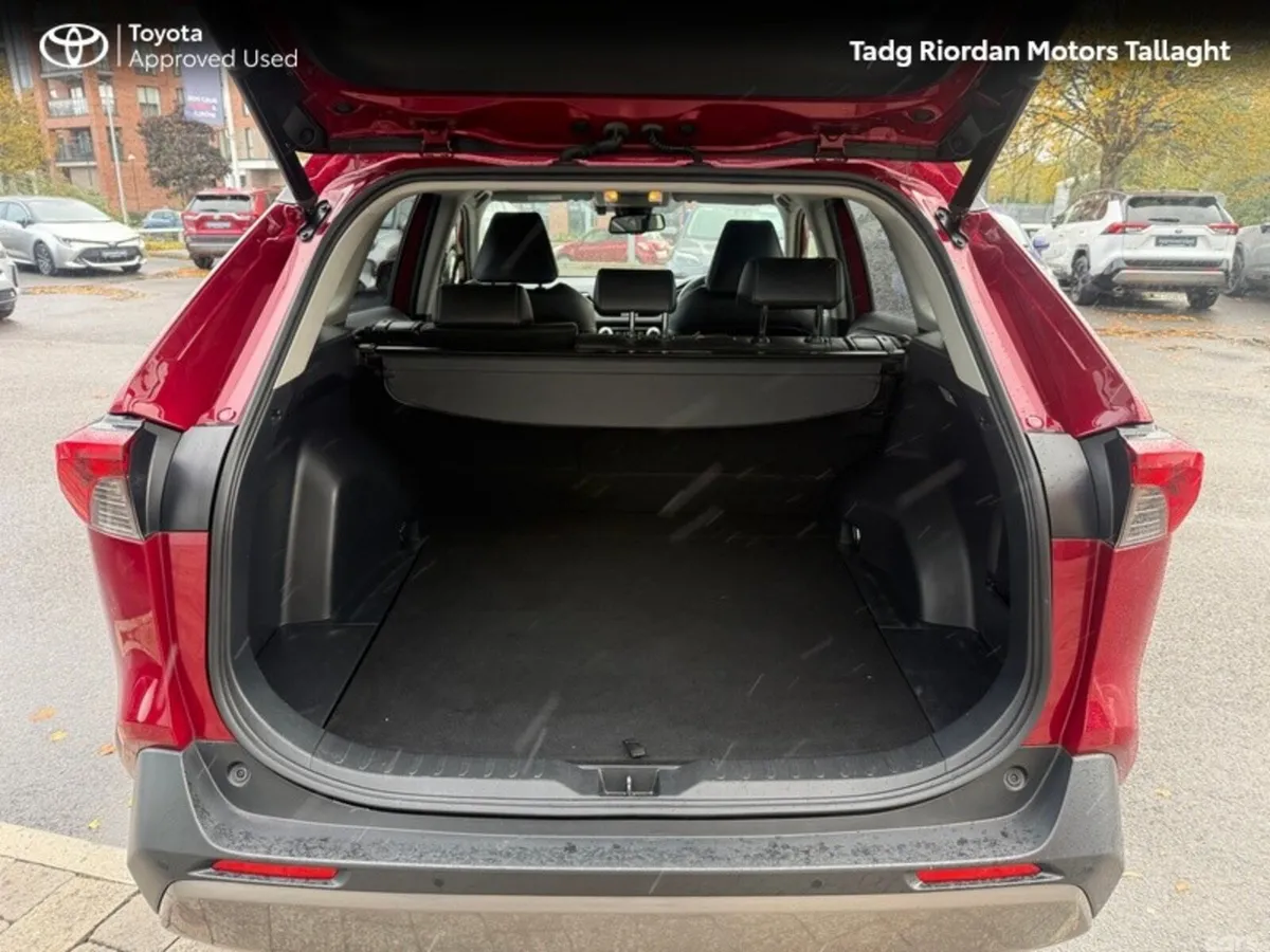 Toyota RAV4 SUV, Petrol Hybrid, 2020, Red