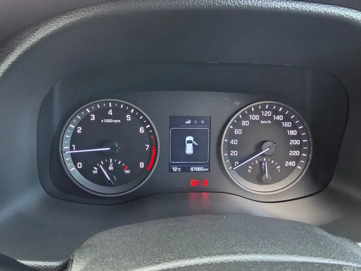 Hyundai Tucson SUV, Petrol, 2016, White
