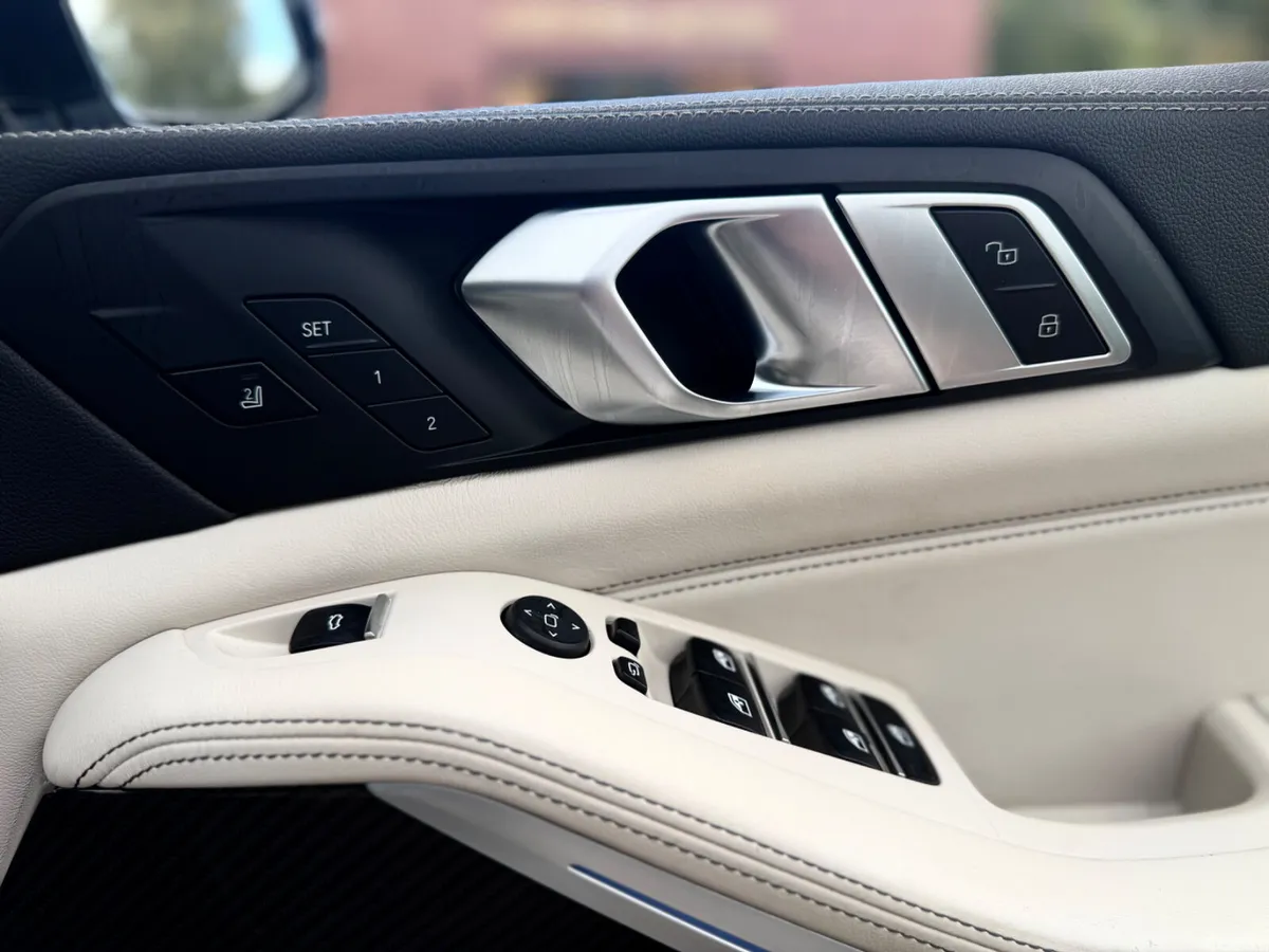 BMW X5 SUV, Petrol Plug-in Hybrid, 2022, White