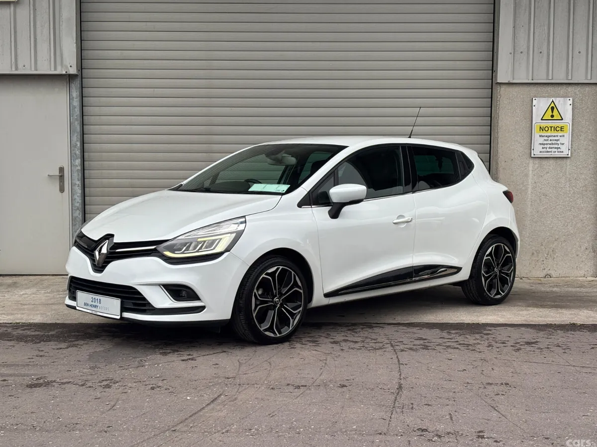Renault Clio Hatchback, Petrol, 2018, White