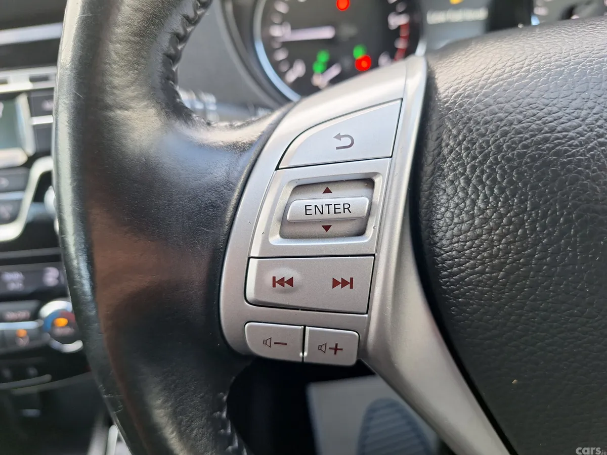 Nissan Qashqai SUV, Diesel, 2017, Blue