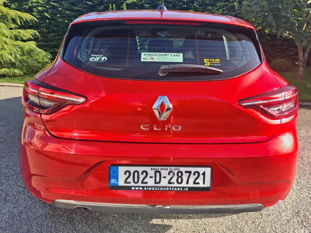 Renault Clio Hatchback, Petrol, 2020, Red
