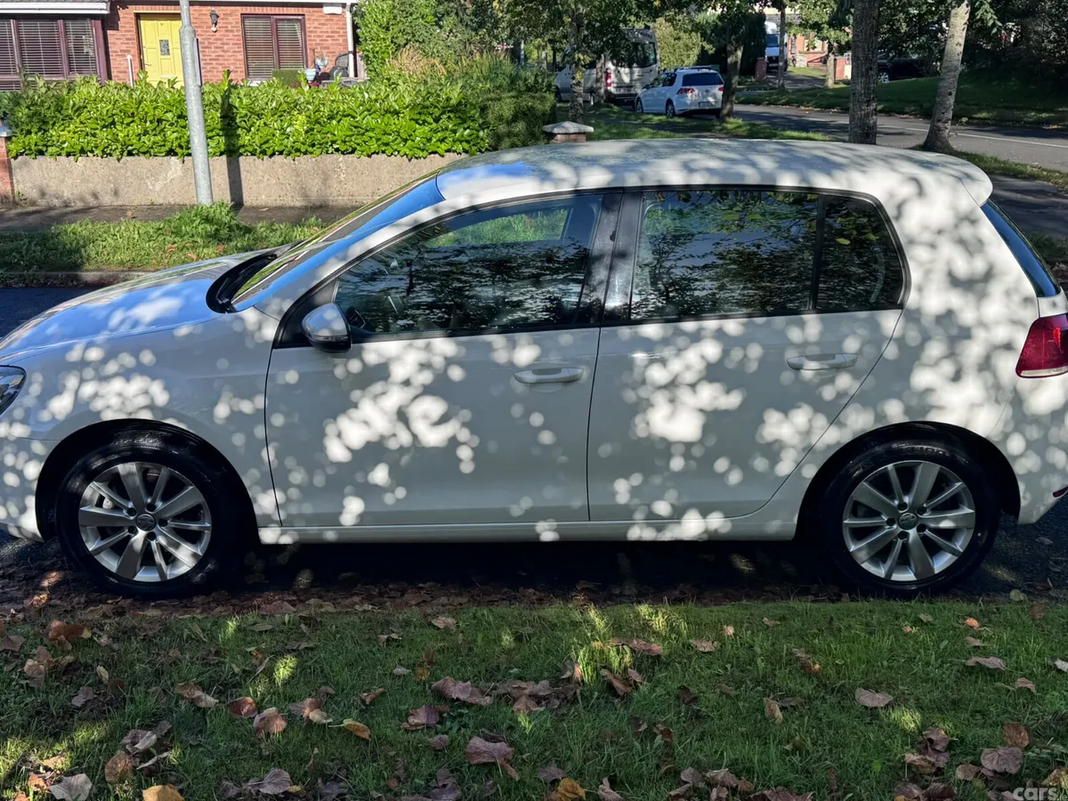 Volkswagen Golf Hatchback, Petrol, 2013, White