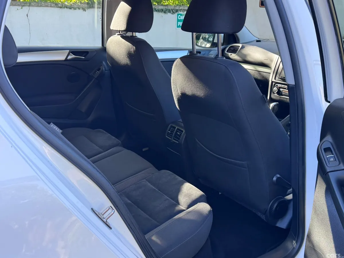 Volkswagen Golf Hatchback, Petrol, 2013, White