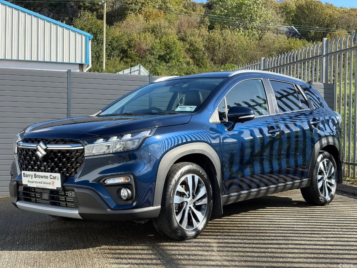 Suzuki SX4 S-Cross Hatchback, Petrol, 2024, Blue