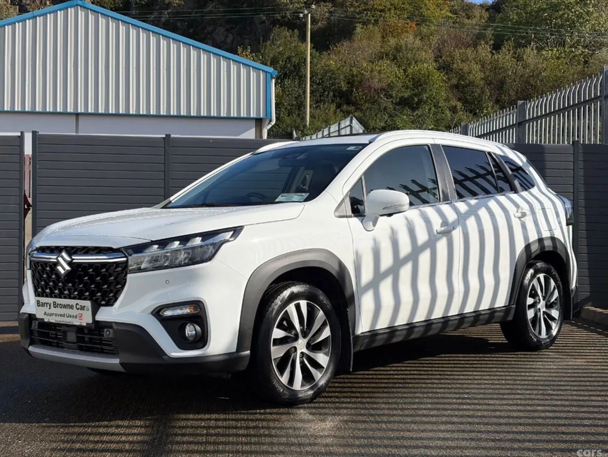 Suzuki SX4 S-Cross Hatchback, Petrol, 2024, White
