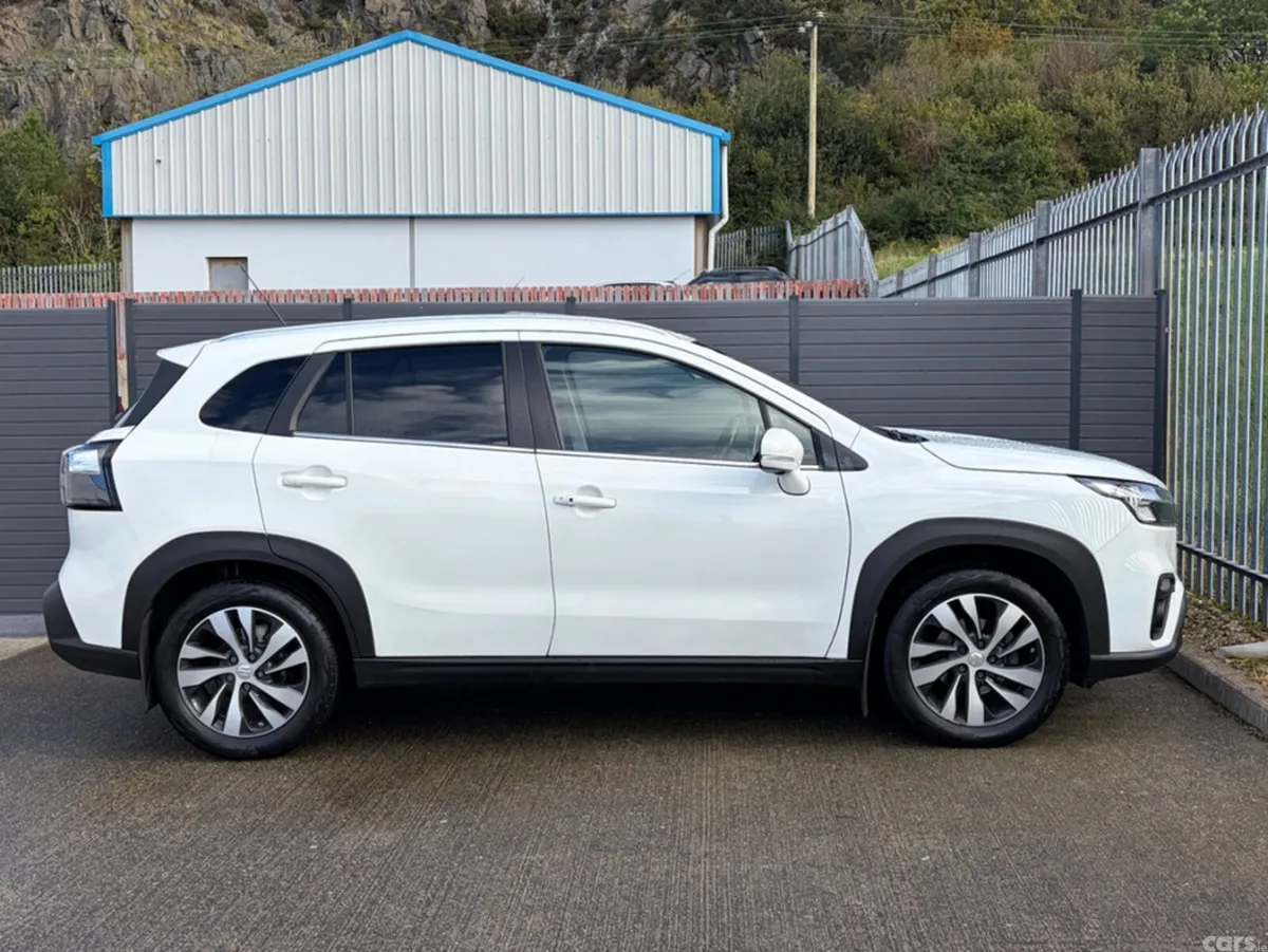 Suzuki SX4 S-Cross Hatchback, Petrol, 2024, White