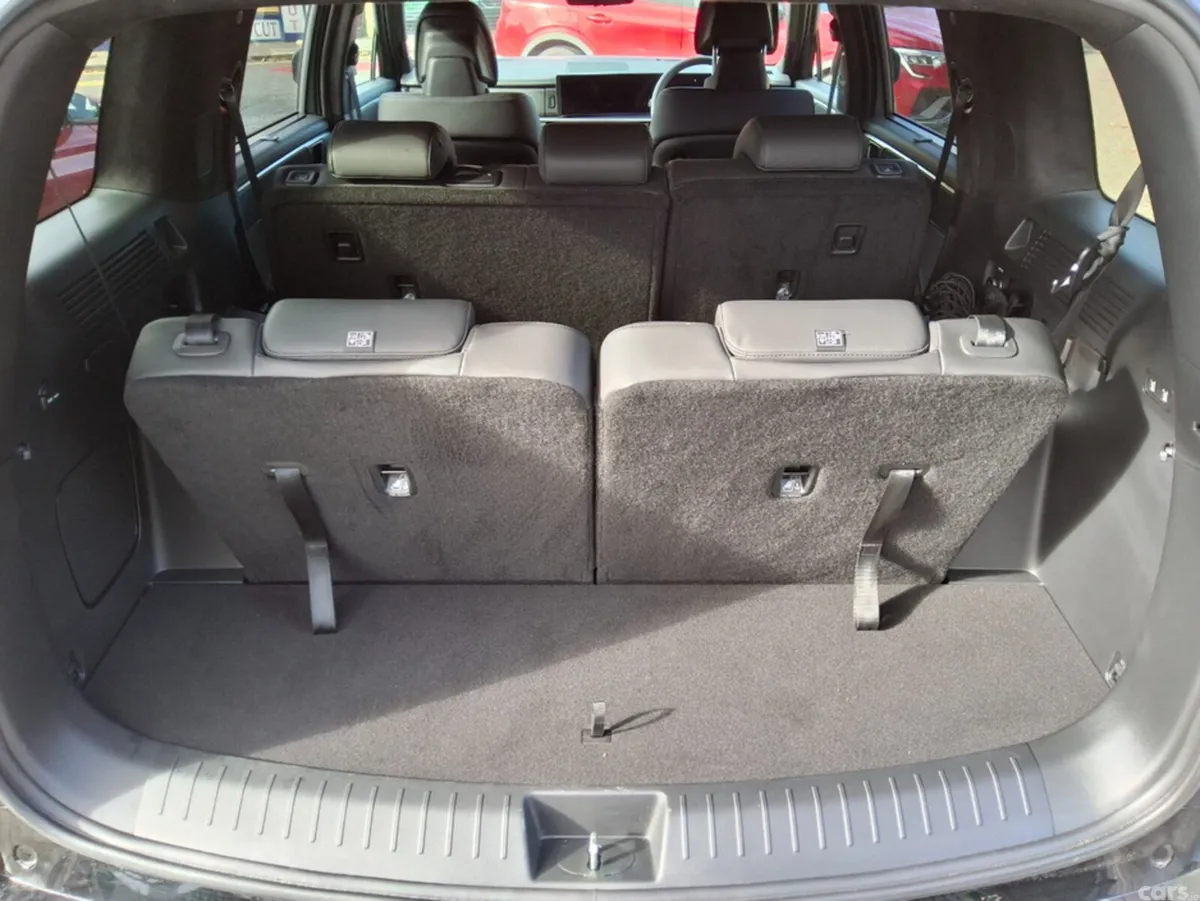 Hyundai Santa Fe SUV, Petrol Plug-in Hybrid, 2026, Blue