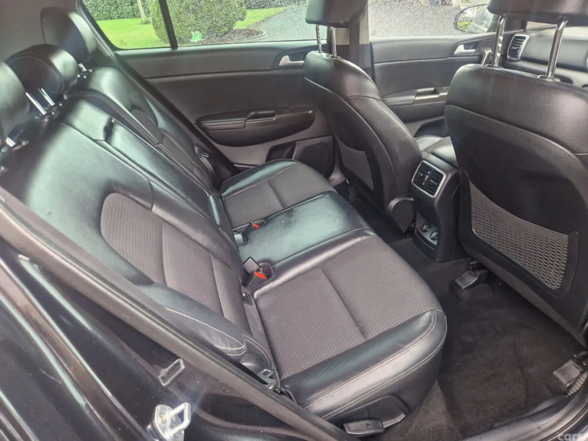 Kia Sportage MPV, Diesel, 2017, Black