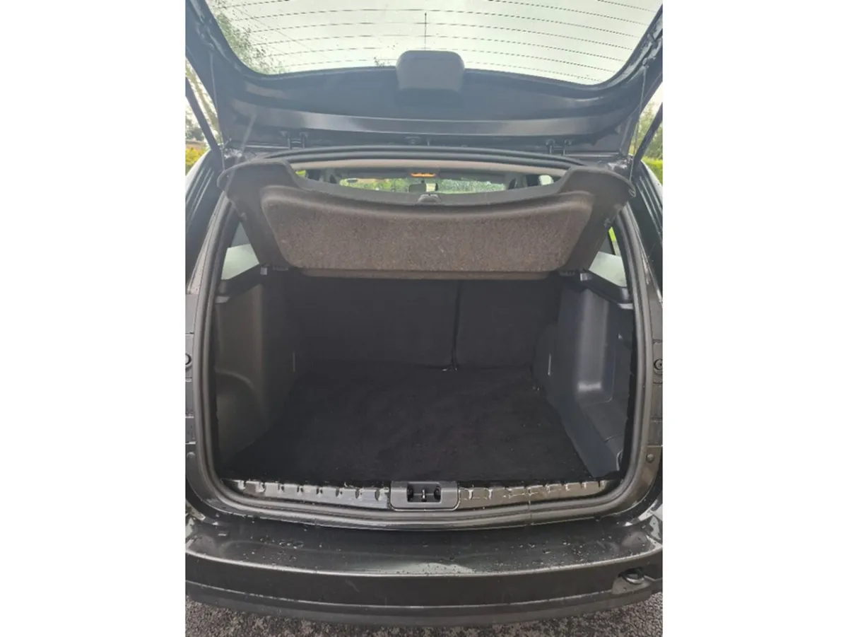 Dacia Duster MPV, Diesel, 2015, Black