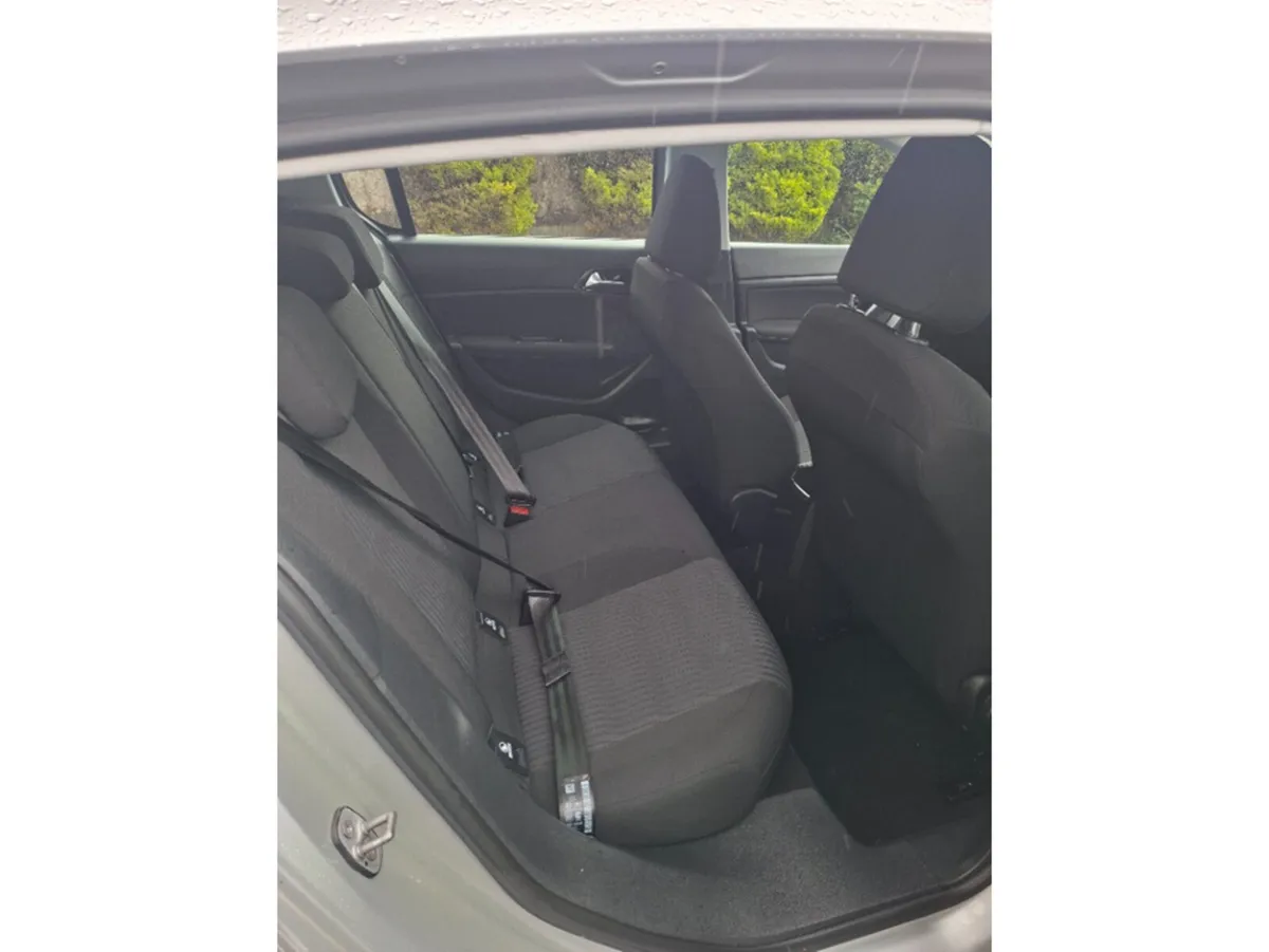 Peugeot 308 Hatchback, Diesel, 2016, Grey
