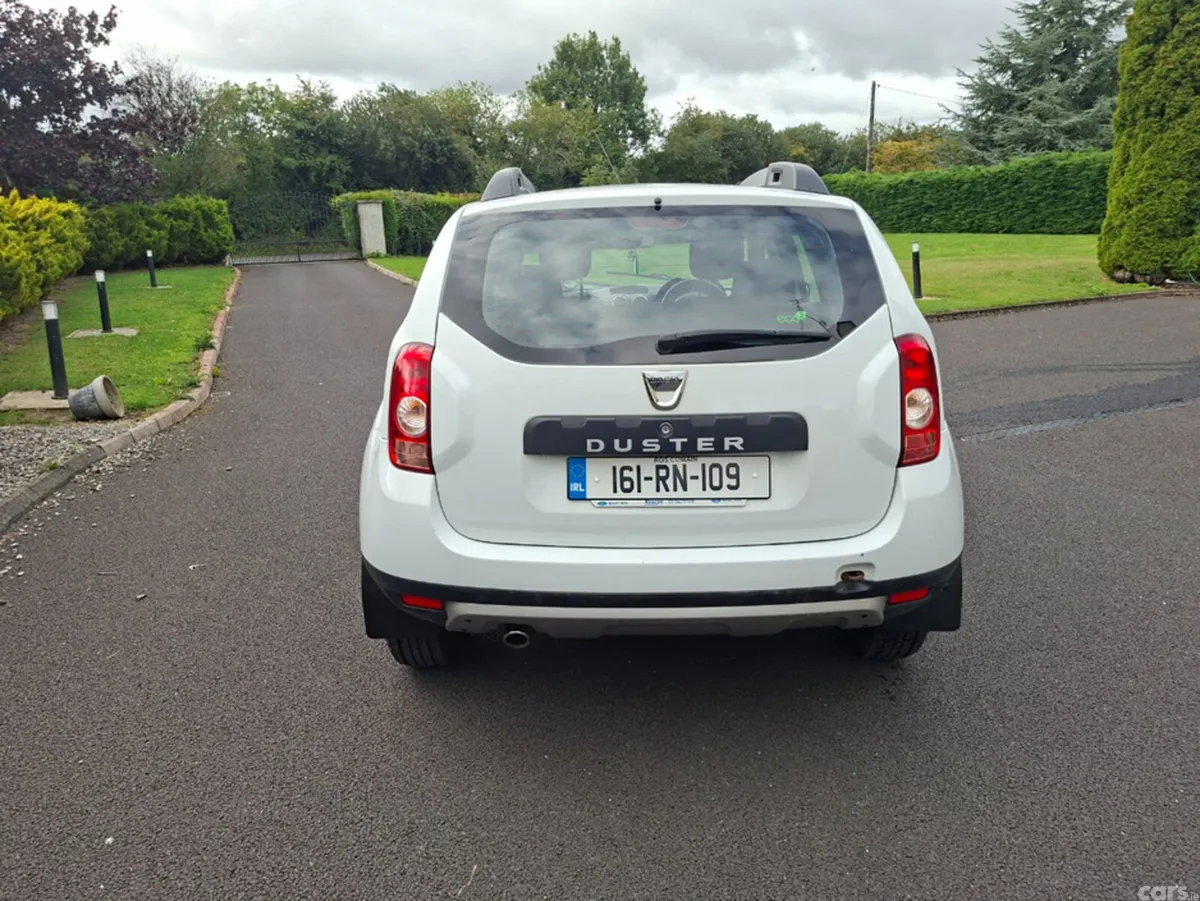 Dacia Duster MPV, Diesel, 2016, White