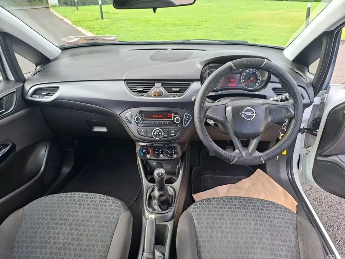 Opel Corsa Hatchback, Petrol, 2016, White