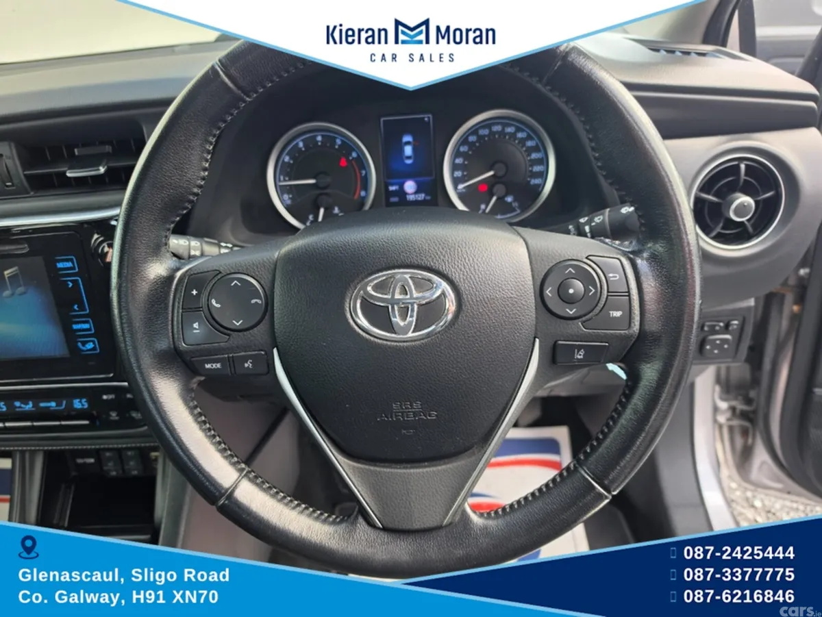Toyota Corolla Saloon, Petrol, 2018, Grey