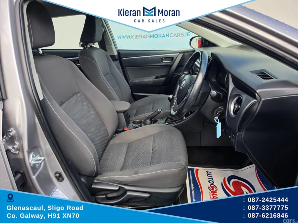 Toyota Corolla Saloon, Petrol, 2018, Grey