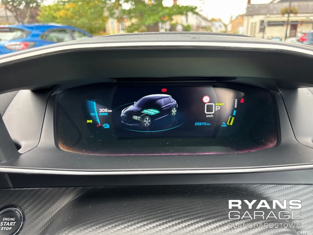 Peugeot 208 Hatchback, Electric, 2023, Grey