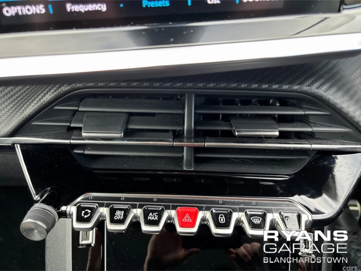 Peugeot 208 Hatchback, Electric, 2023, Grey