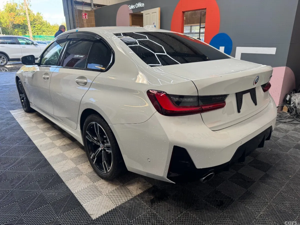 BMW 3-Series Saloon, Petrol, 2023, White