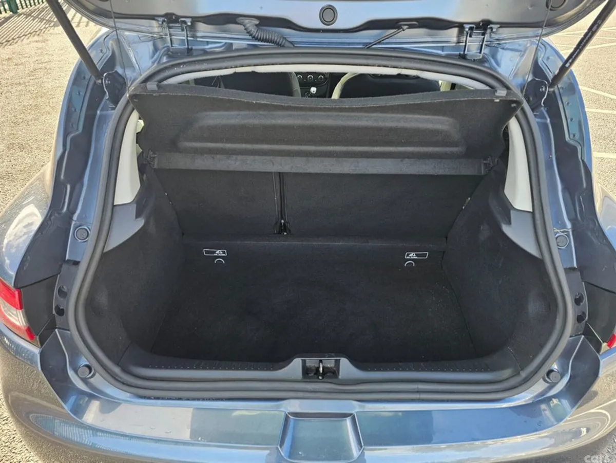 Renault Clio Hatchback, Petrol, 2017, Grey