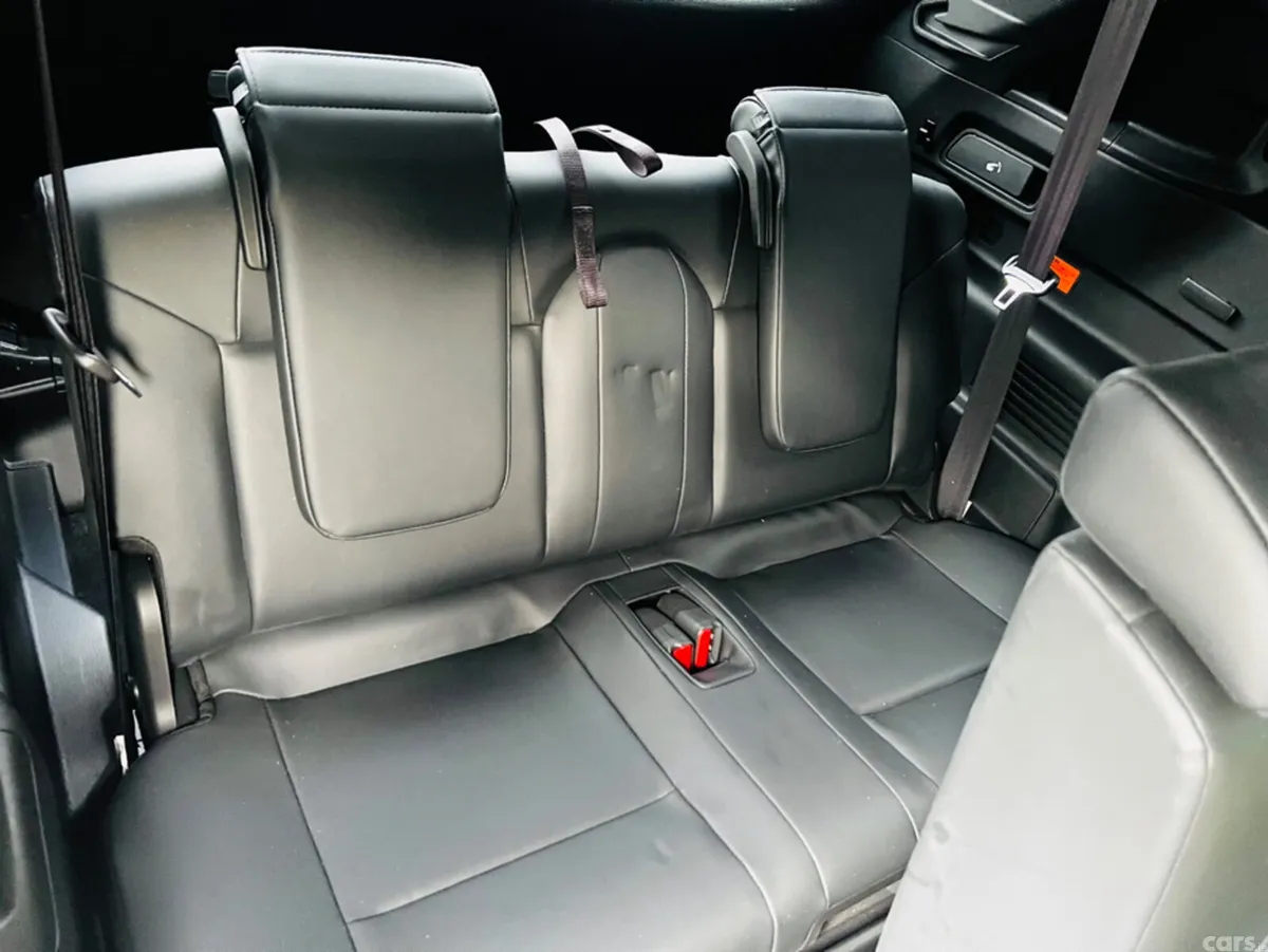 Mitsubishi Outlander SUV, Petrol Plug-in Hybrid, 2022, White