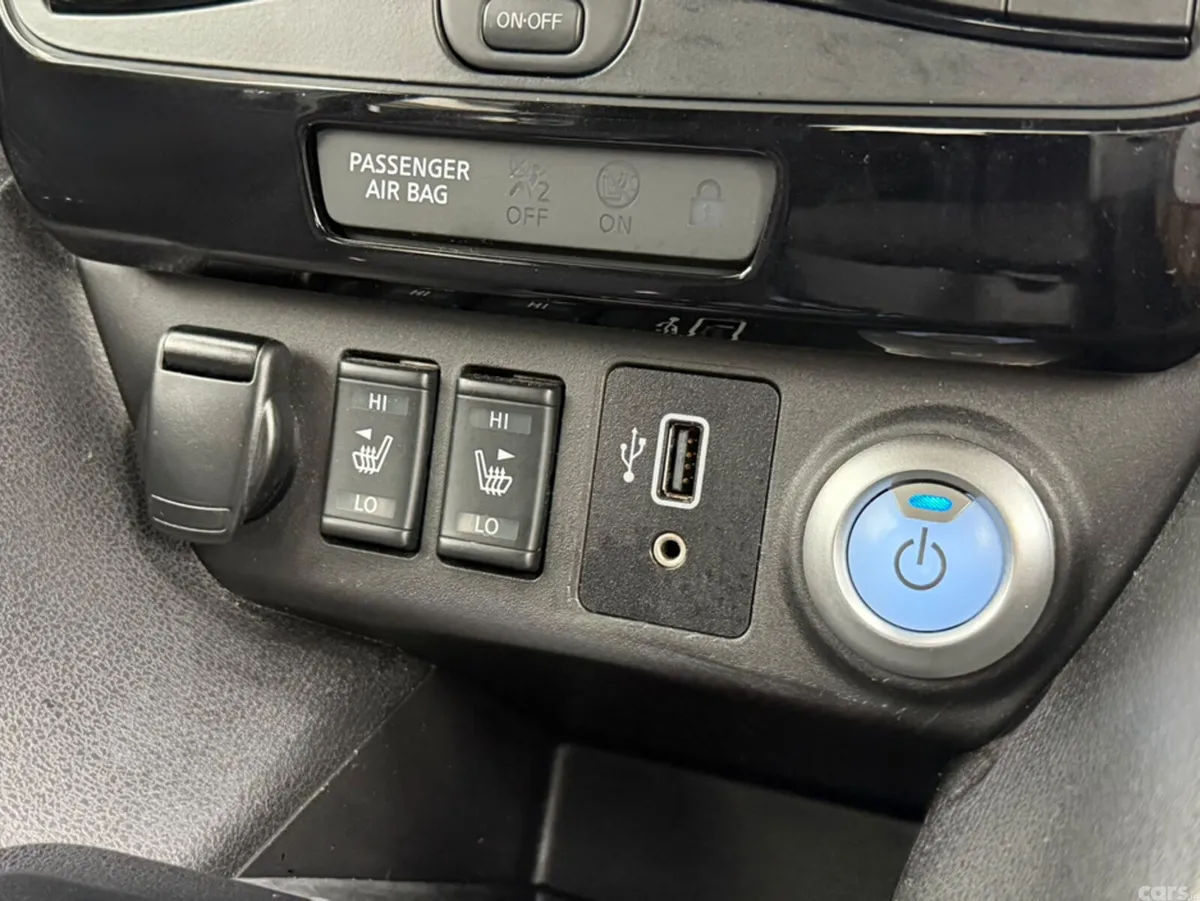 Nissan Leaf Hatchback, Electric, 2019, White