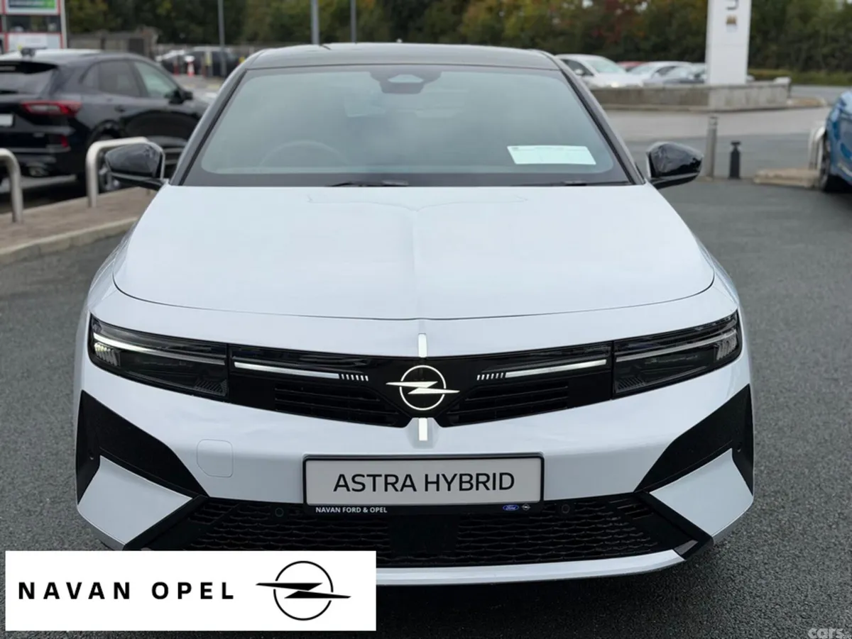 Opel Astra Hatchback, Petrol Hybrid, 2027, White