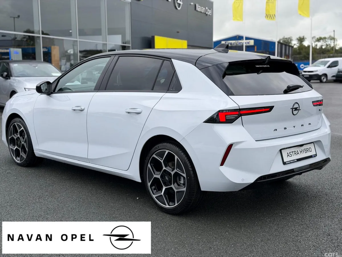 Opel Astra Hatchback, Petrol Hybrid, 2027, White