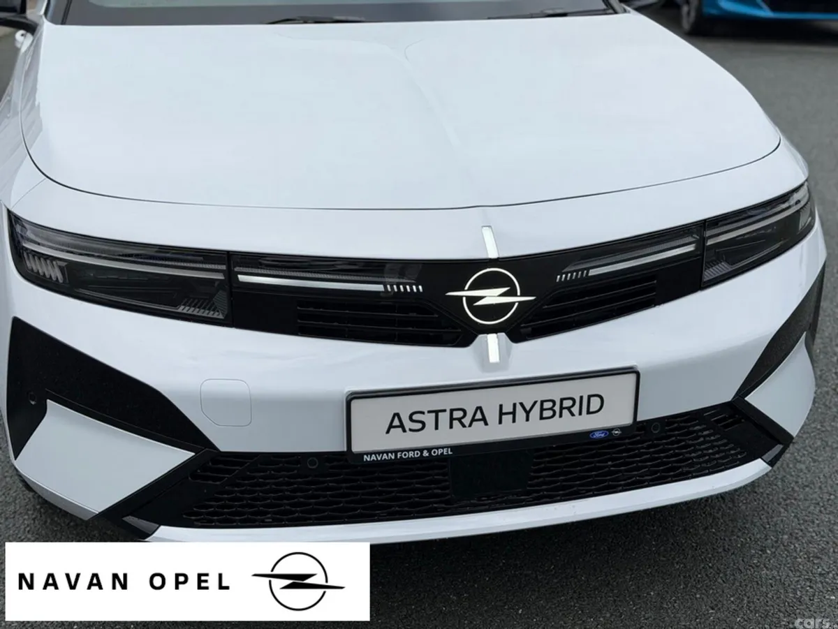 Opel Astra Hatchback, Petrol Hybrid, 2027, White