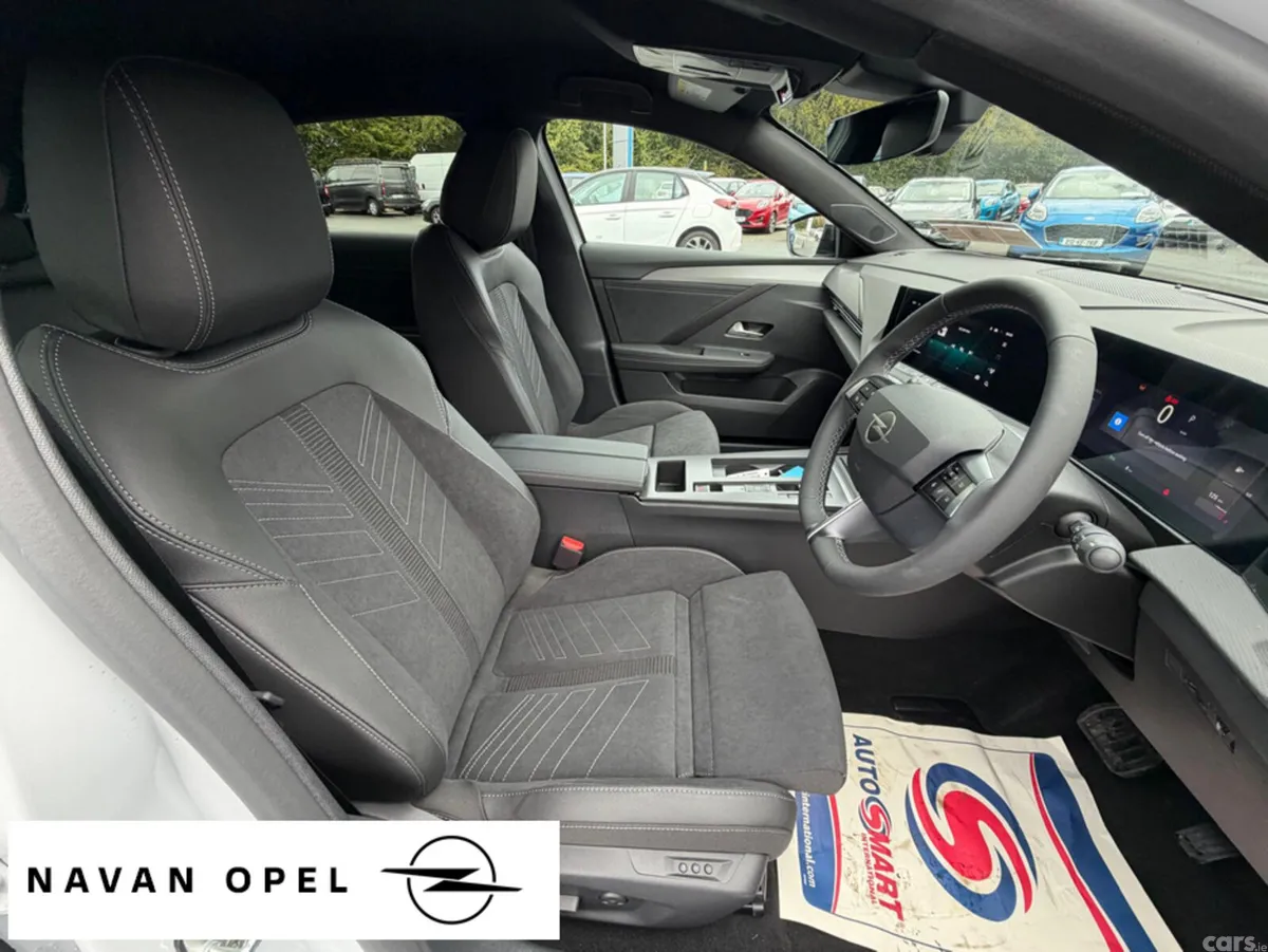 Opel Astra Hatchback, Petrol Hybrid, 2027, White