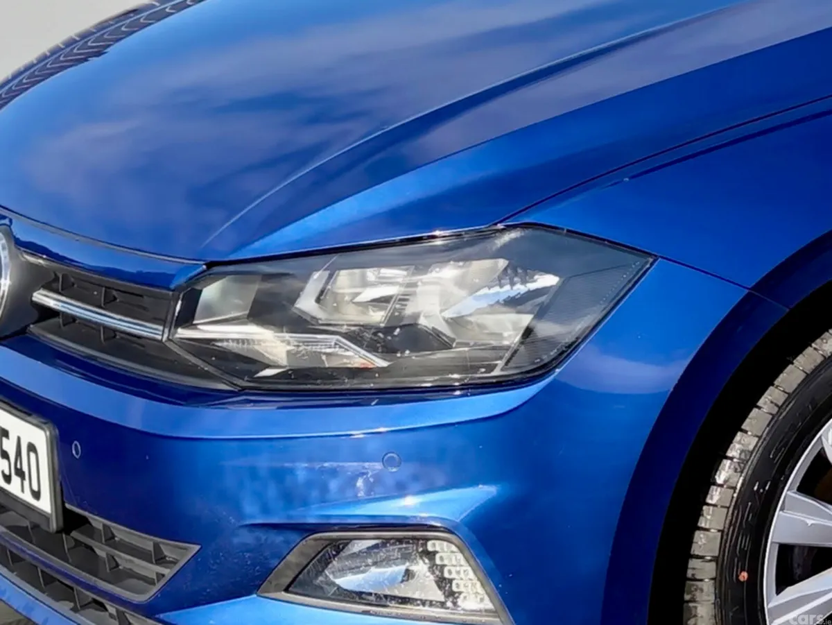 Volkswagen Polo Hatchback, Petrol, 2018, Blue