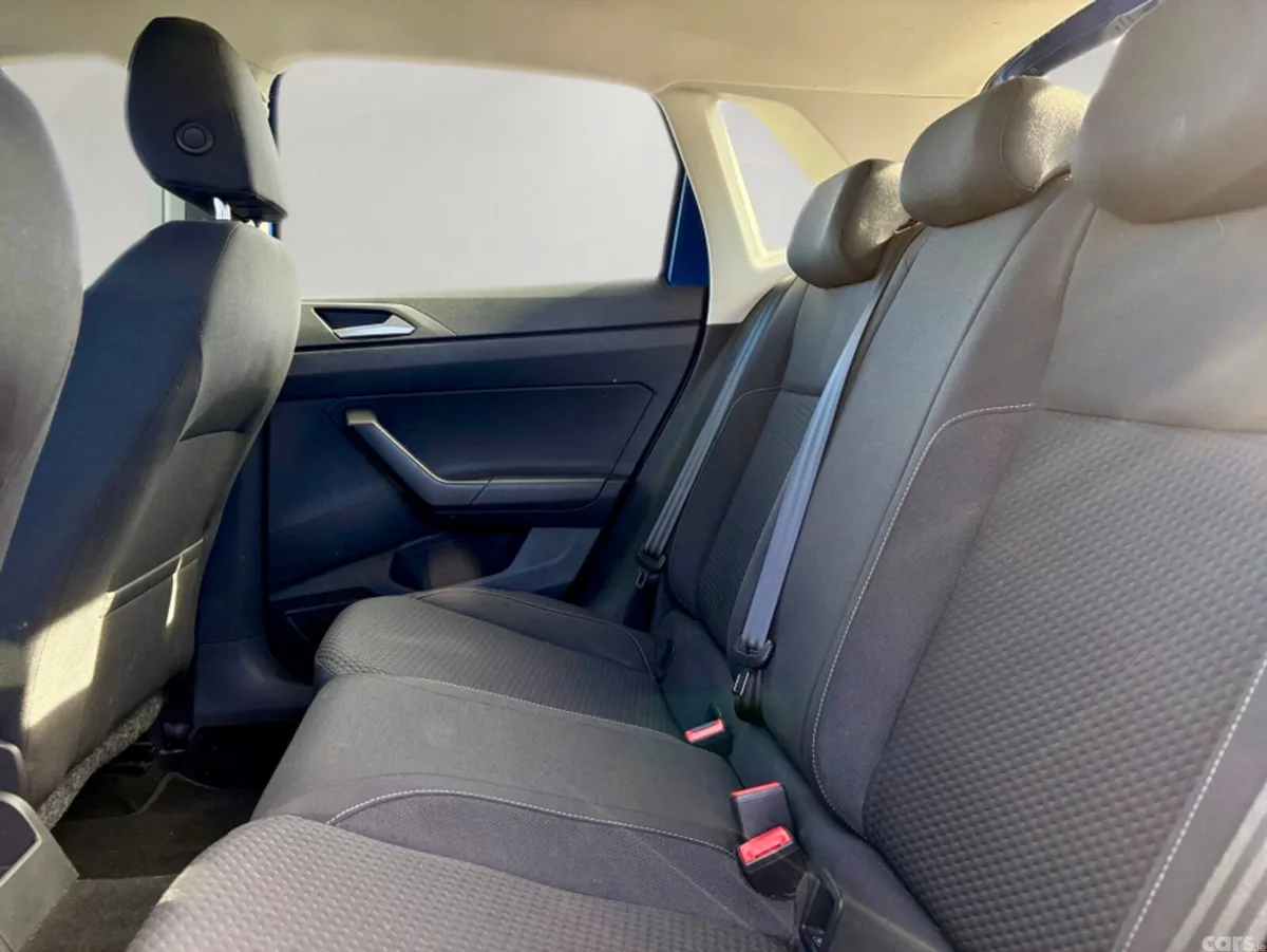 Volkswagen Polo Hatchback, Petrol, 2018, Blue
