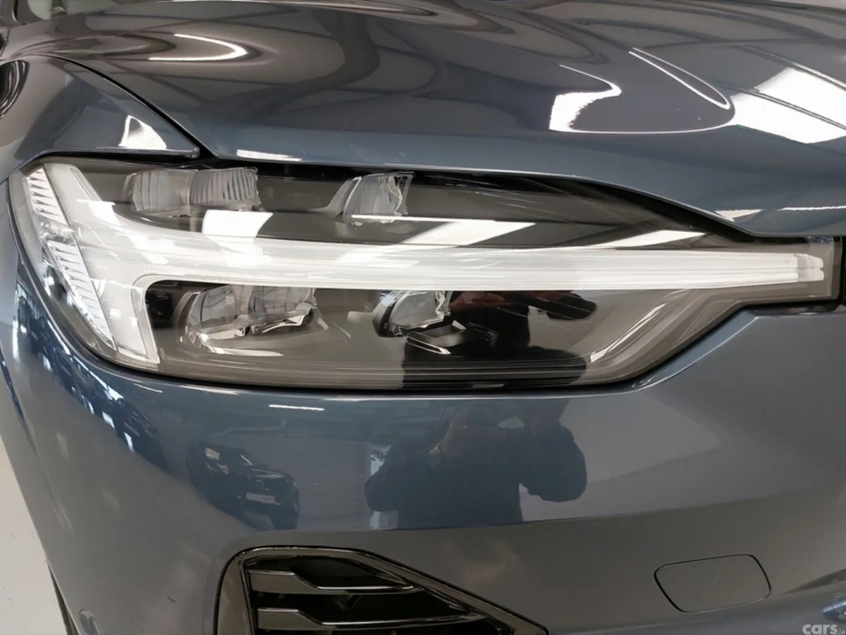 Volvo XC60 SUV, Petrol Plug-in Hybrid, 2025, Blue