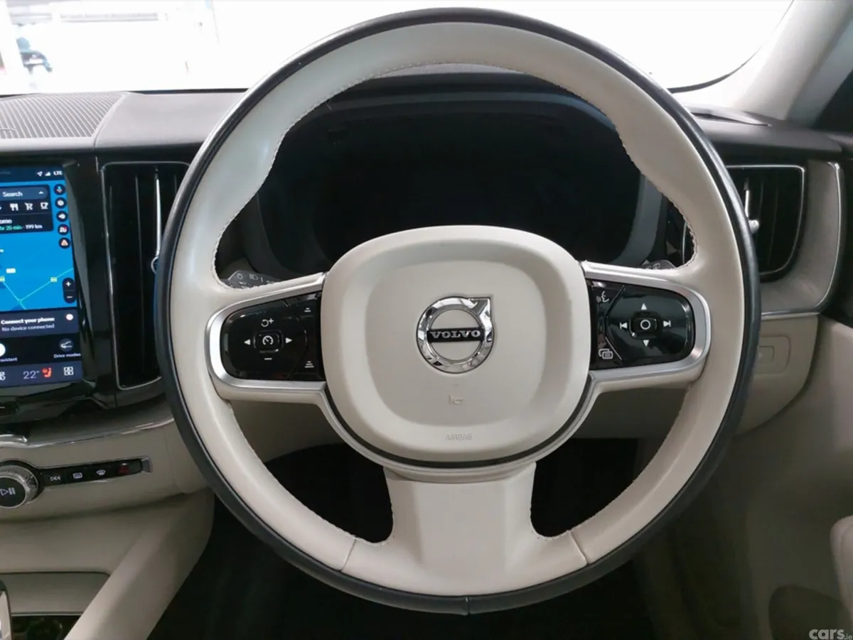 Volvo XC60 SUV, Petrol Plug-in Hybrid, 2025, Blue